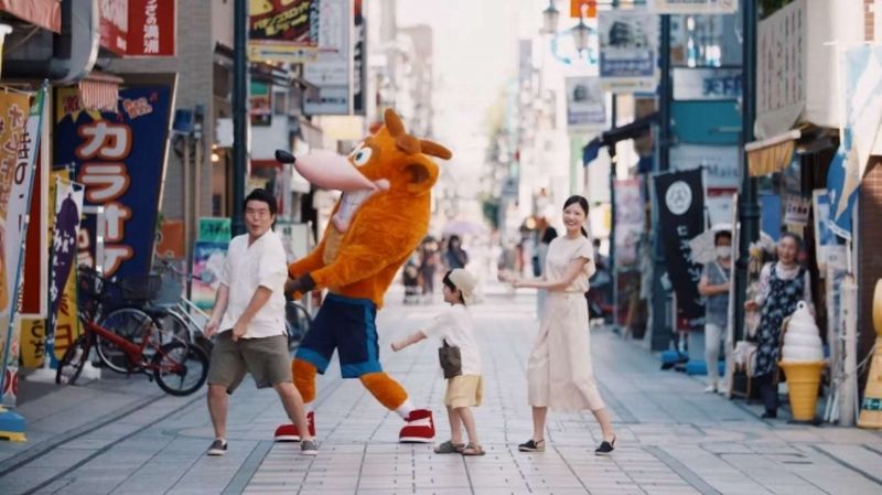 Il folle spot giapponese di Crash Bandicoot 4: it's about time Il folle spot giapponese di Crash Bandicoot 4: it's about time